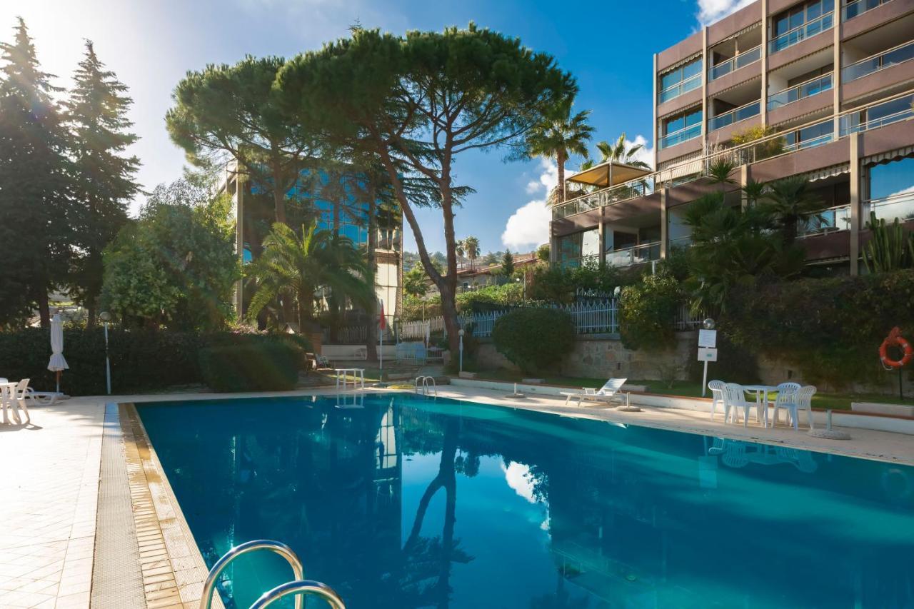 サンレモI Giardini Del Sole Con Piscina By Wonderful Italyアパートメント エクステリア 写真
